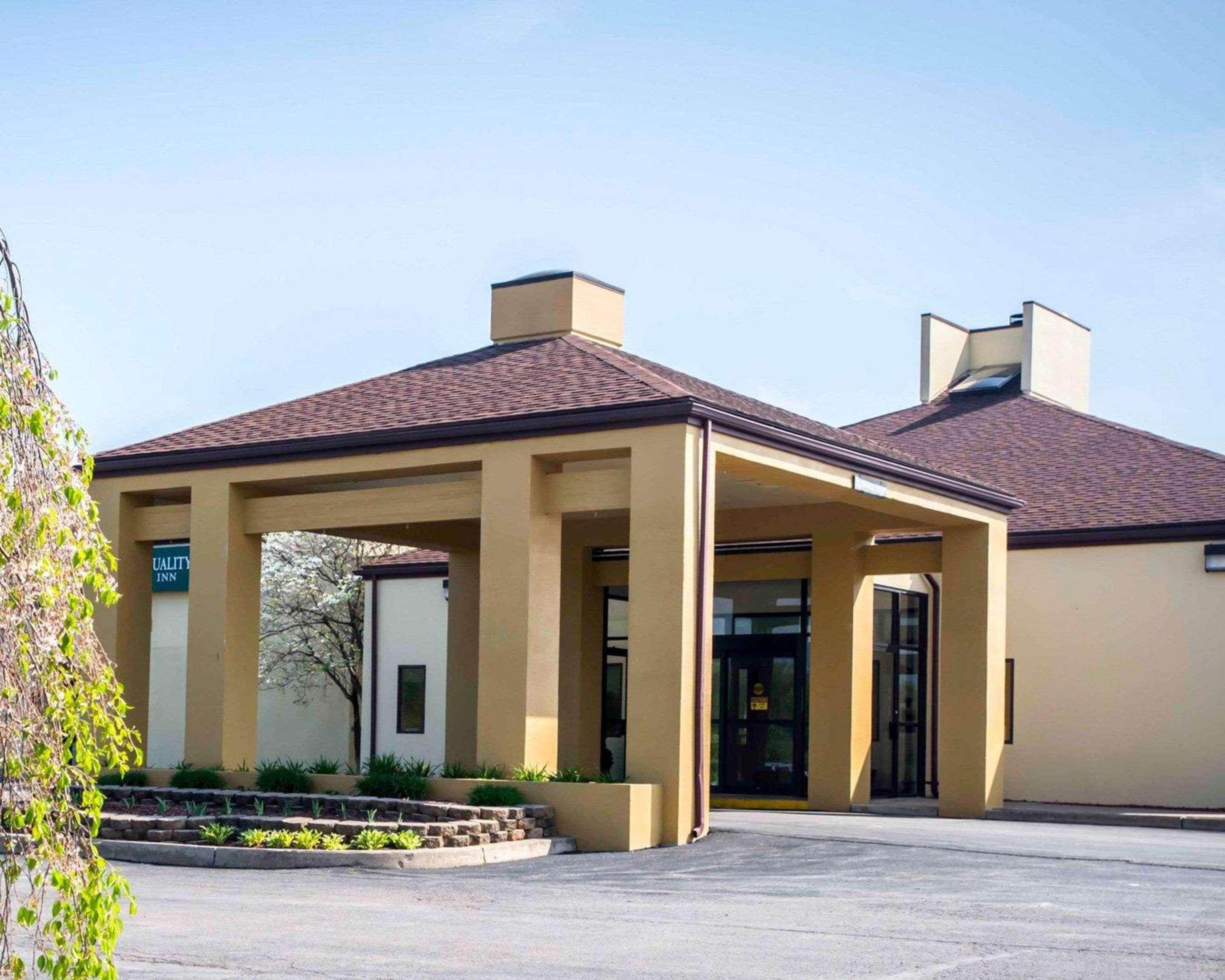 Quality Inn New Columbia-Lewisburg Екстер'єр фото
